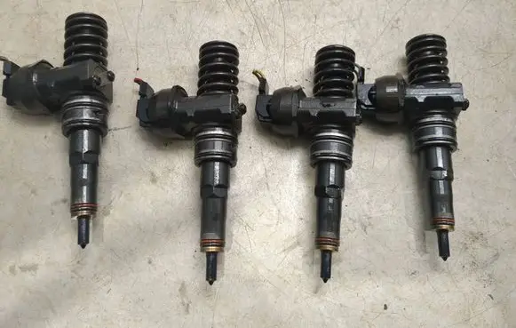 Skoda Octavia Mk2 (1Z) Fuel injectors set 0414720215
