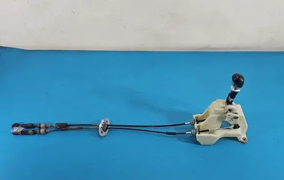 KIA Sportage Gear shift cable linkage 437003U400 IMPRK1532874