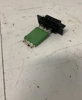 Citroen Berlingo Heater blower motor/fan resistor