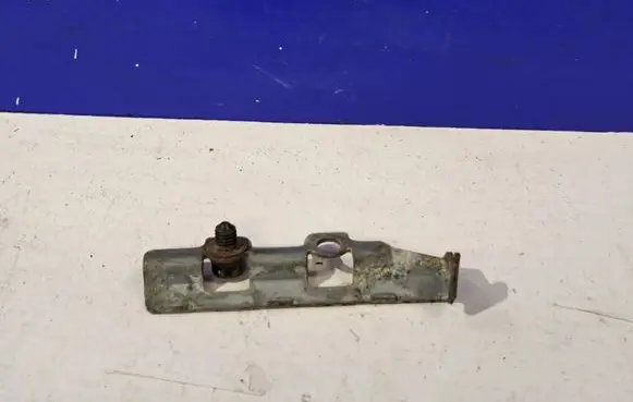 Volvo V60 Battery bracket 30659643 31285184