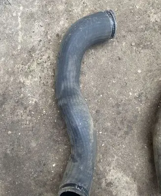 Volvo V70 Intercooler hose/pipe