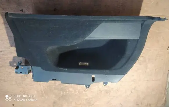 Volkswagen Touareg II Trunk/boot lower side trim panel 7P6867037 A047720