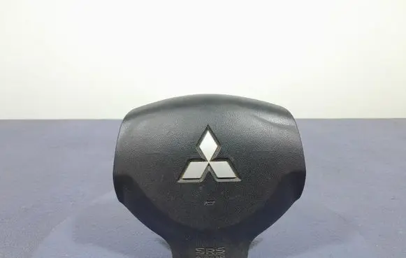 Mitsubishi Colt Steering wheel airbag 7030A217XA