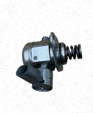 BMW 6 F12 F13 Fuel injection high pressure pump 7595339