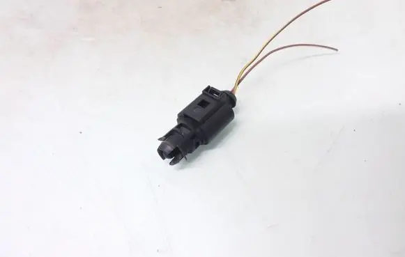 Volkswagen Polo IV 9N3 Outside/exterior temperature sensor 1J0919379A
