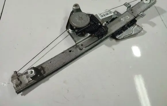 Mitsubishi Grandis Sliding door window regulator with motor 