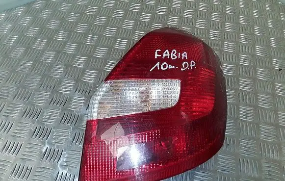 Skoda Fabia Mk2 (5J) Rear/tail lights 5J6945096