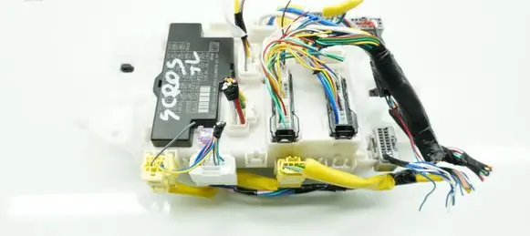 Suzuki SX4 S-Cross Fuse box set AA0A-4880