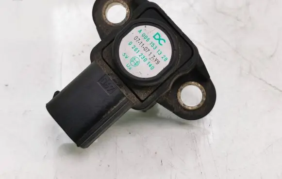 Mercedes-Benz E W211 Air pressure sensor A0061531328