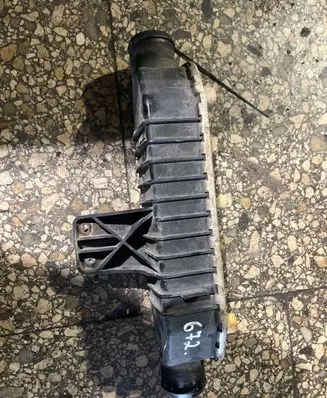Engine oil radiator