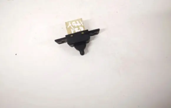 Chrysler Town & Country IV Electric window control switch 305051 30505-1