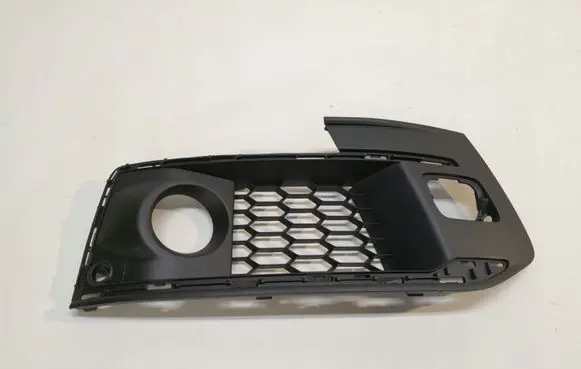 Audi Q7 4M Front bumper lower grill 4M0807682AE