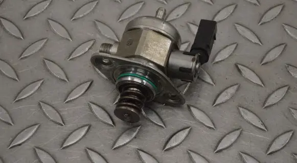 Fuel injection high pressure pump