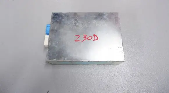 BMW X3 E83 Sound amplifier 6966615