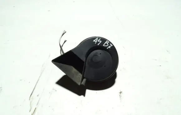 Audi A4 S4 B7 8E 8H Horn signal 8E0951223C