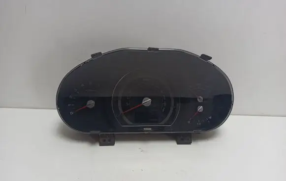 KIA Sportage Speedometer (instrument cluster) 940013U195