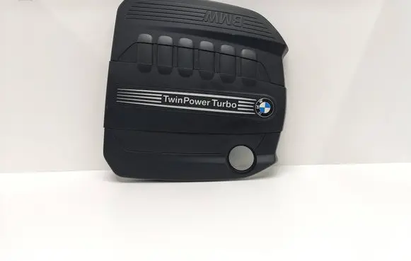 BMW 5 F10 F11 Engine cover (trim) 7800575 13717800575 8510365