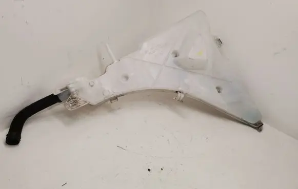 BMW X6M F86 Windshield washer fluid reservoir/tank 19249710