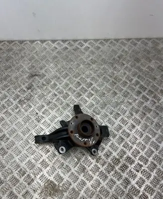 Renault Fluence Front wheel hub