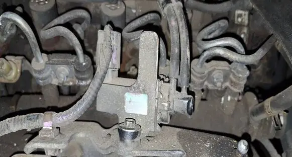 Toyota Yaris Turbo solenoid valve 2581933030 1397000970