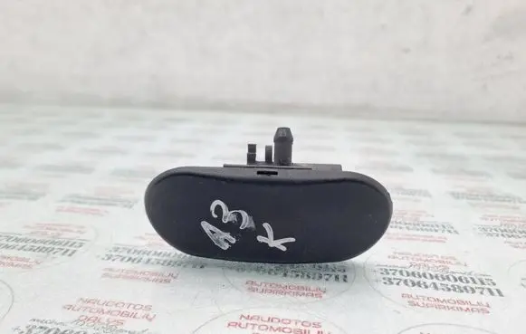 Audi A3 S3 8P Windshield washer spray nozzle 8P0955987C