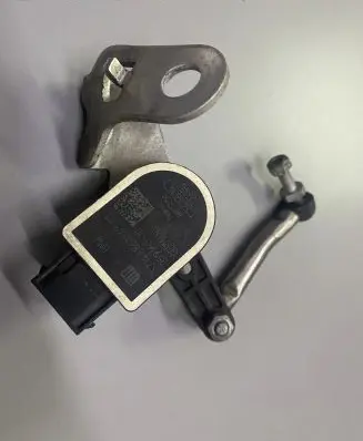 BMW M4 F82 F83 Headlight/headlamp level sensor 6860843