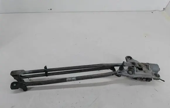 Volvo V50 Front wiper linkage 30699342