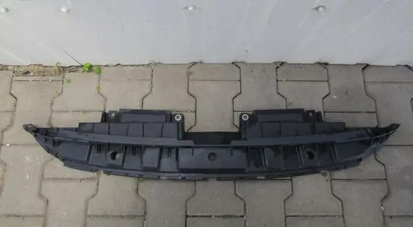 Seat Tarraco Engine bonnet/hood lock trim molding 5FJ853692