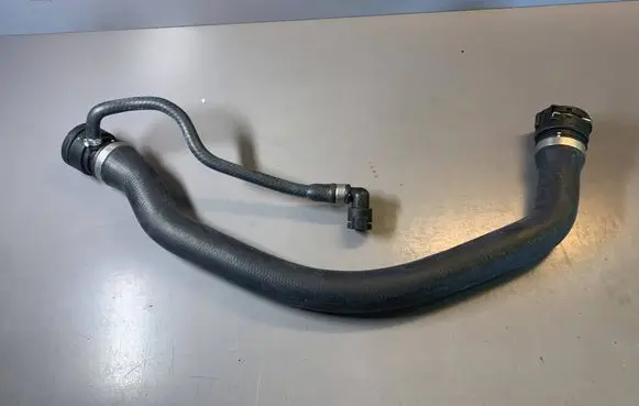 BMW 5 E60 E61 Engine coolant pipe/hose 7787449 17127787449