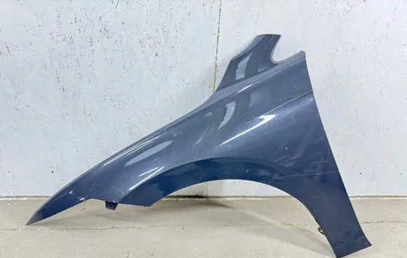 Volkswagen Golf VIII Fender 5H0821105B
