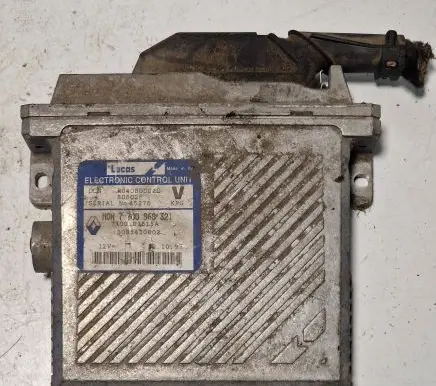 Volvo S40, V40 Engine control unit/module 7700868321 7700103515A 3085430002