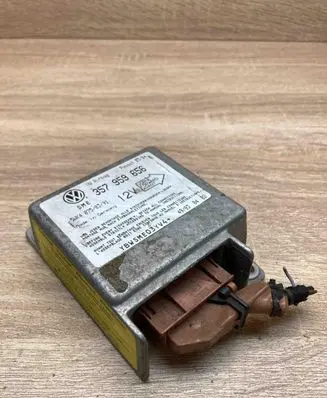 Volkswagen PASSAT B4 Airbag control unit/module 357959656 5WK4075 USED