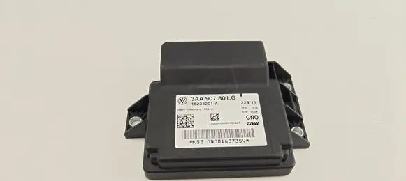 Volkswagen PASSAT B7 Hand brake control module 3AA907801G