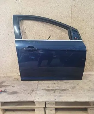 Ford Focus Front door 121212