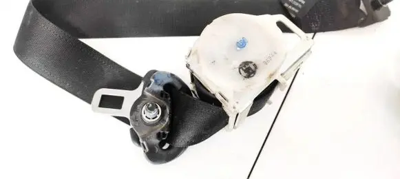 Opel Zafira A Rear seatbelt 90580905