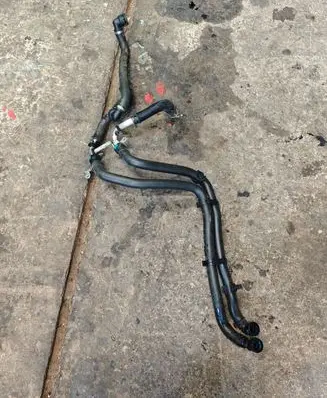 Jaguar XF X260 Engine coolant pipe/hose G4D318B402AB G4D318B402