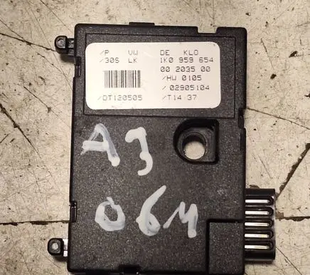 Audi A3 S3 8P Steering angle sensor 1K0959654 02905104 00203500