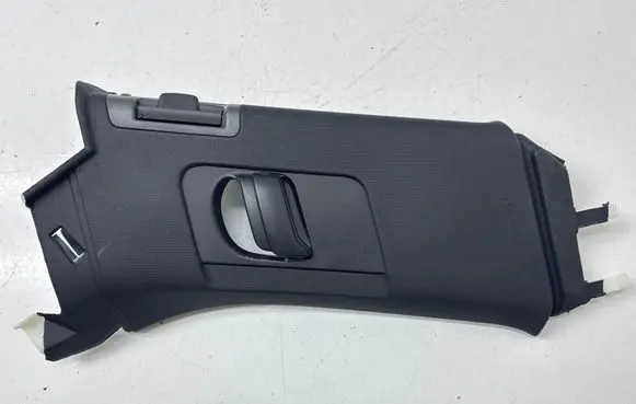 Volvo XC90 (B) pillar trim (top) 31389168