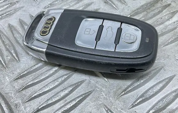 Audi A6 Allroad C7 Ignition key/card 4G0959754K