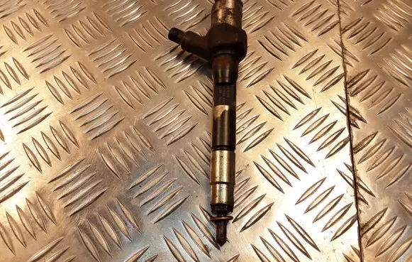 Mazda 6 Fuel injector R2AA13H50