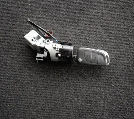 Citroen C4 II Ignition lock