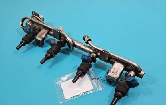 Audi A6 S6 C5 4B Fuel injector 058133551F IMPRK1440547