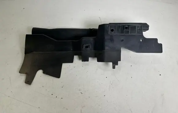 Ford Mustang V Intercooler air guide/duct channel DR338102AB
