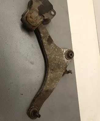Volvo V60 Front lower control arm/wishbone