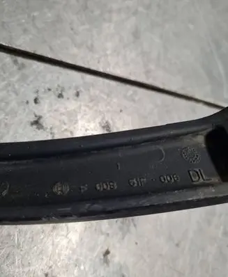 KIA Sportage Front wiper blade arm F00851F006