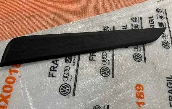 Audi A5 Rear door card panel trim 8W7867420C 8W7867420