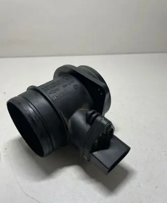 Volkswagen Jetta V Mass air flow meter 038906461B 0281002531
