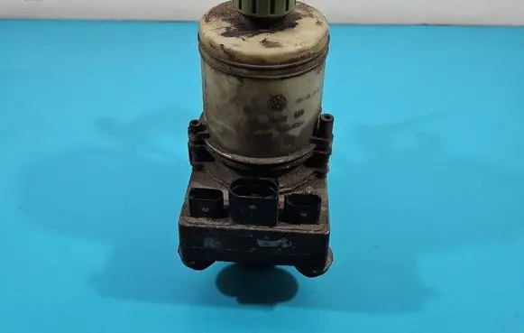 Seat Ibiza III (6L) Power steering pump 6Q0423371A IMPRK1371140