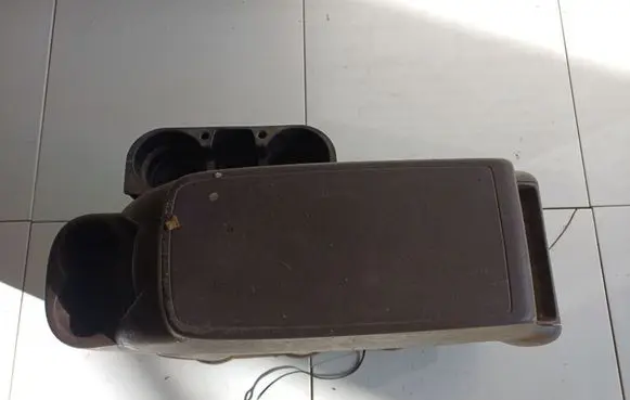 Opel Movano A Center console 