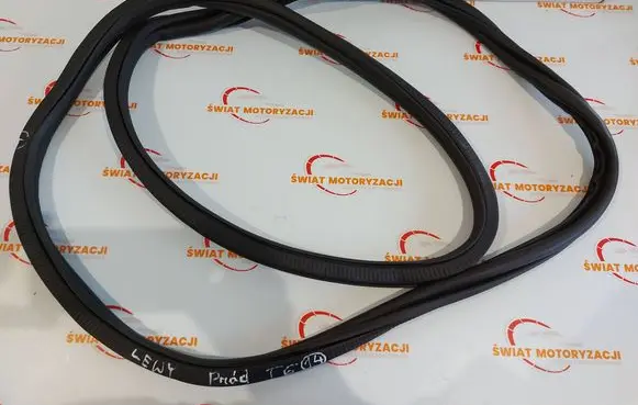 Skoda Kamiq Rubber seal front coupe door 658867365B